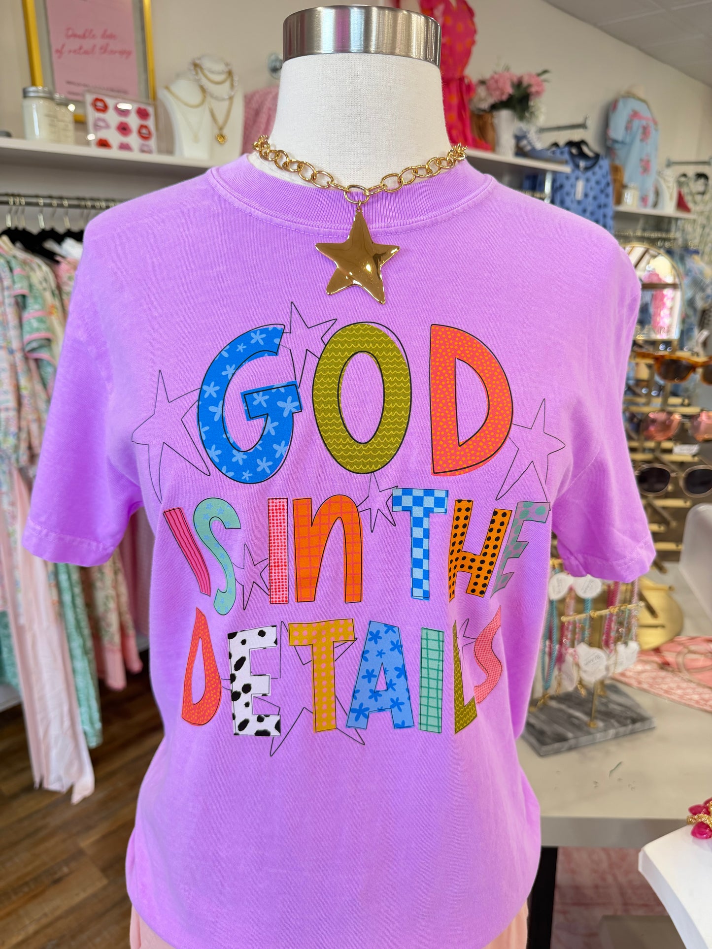 DDW- God Is In The Details Tee
