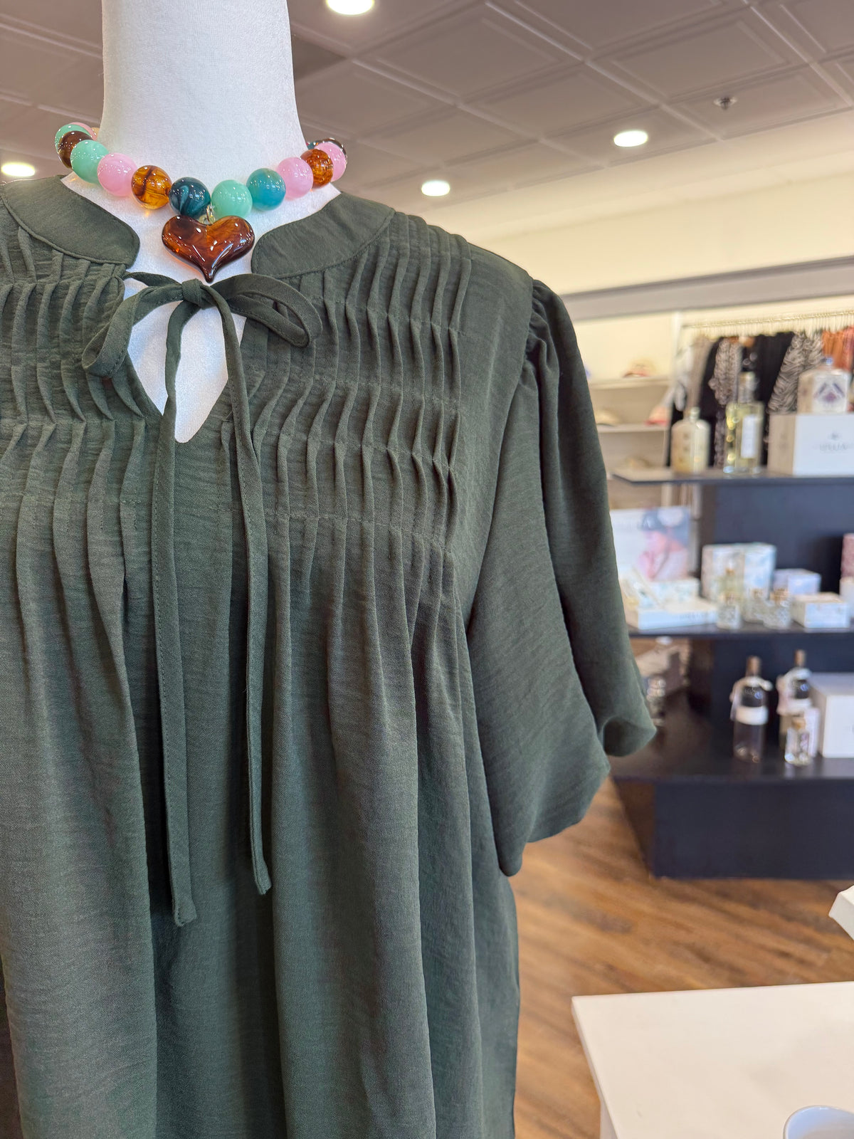 S+S- Plus Olive Puff Sleeve Top