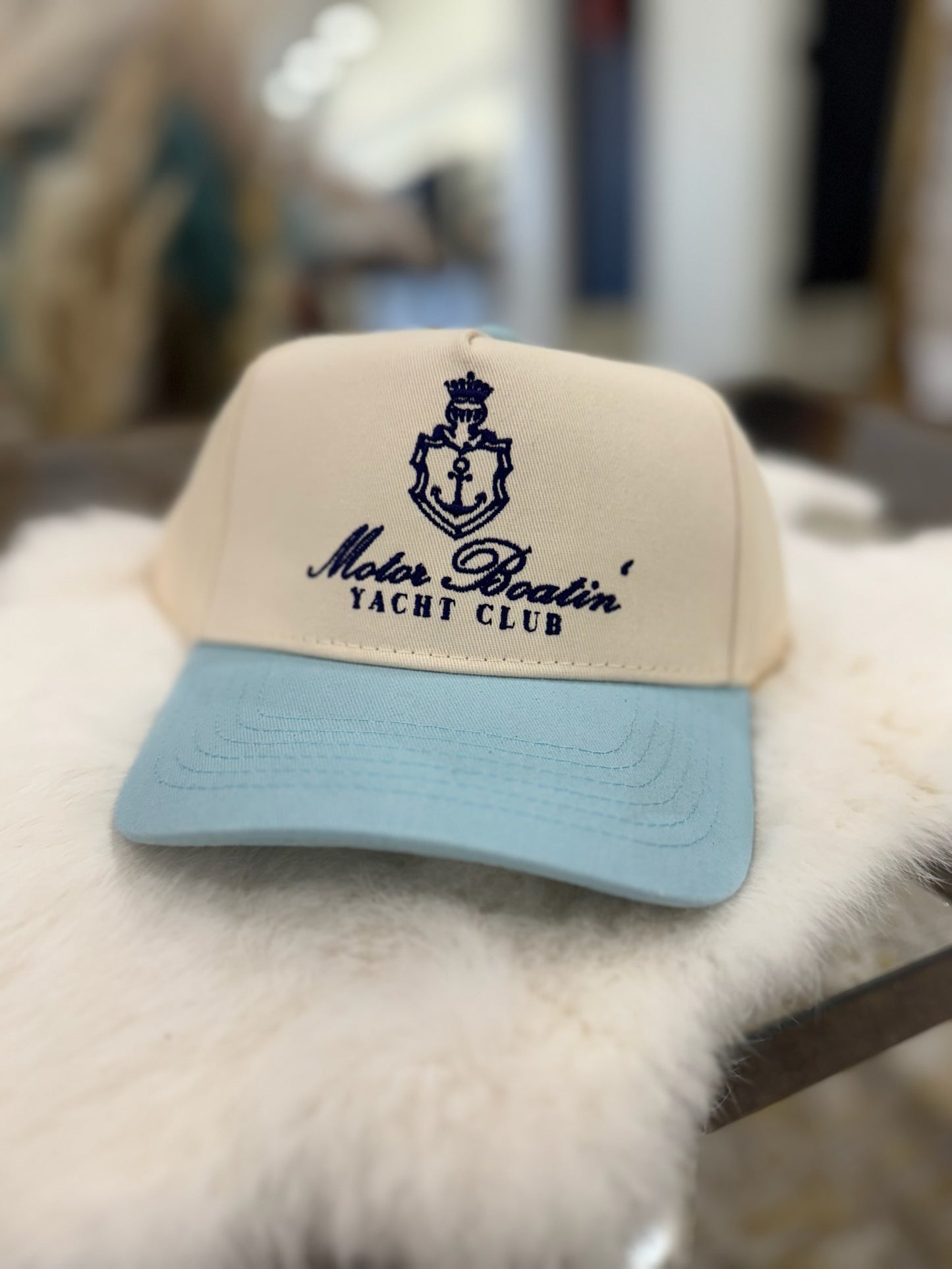 Motor Boatin’ Yacht Club - Vintage Trucker