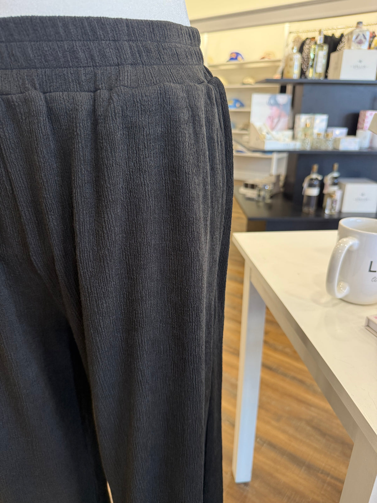 Umgee- Plus Black Elastic Waist Pants