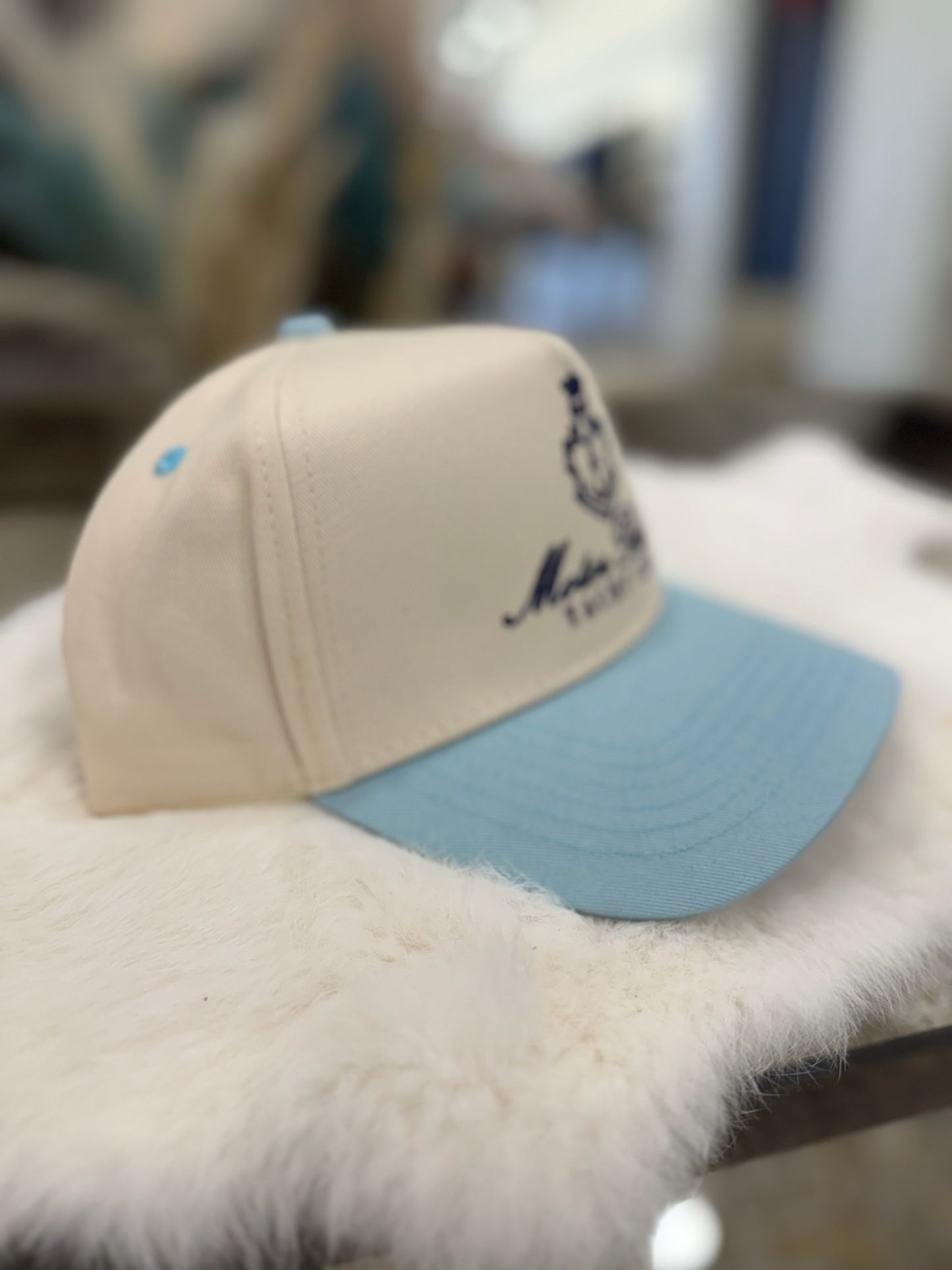 Motor Boatin’ Yacht Club - Vintage Trucker