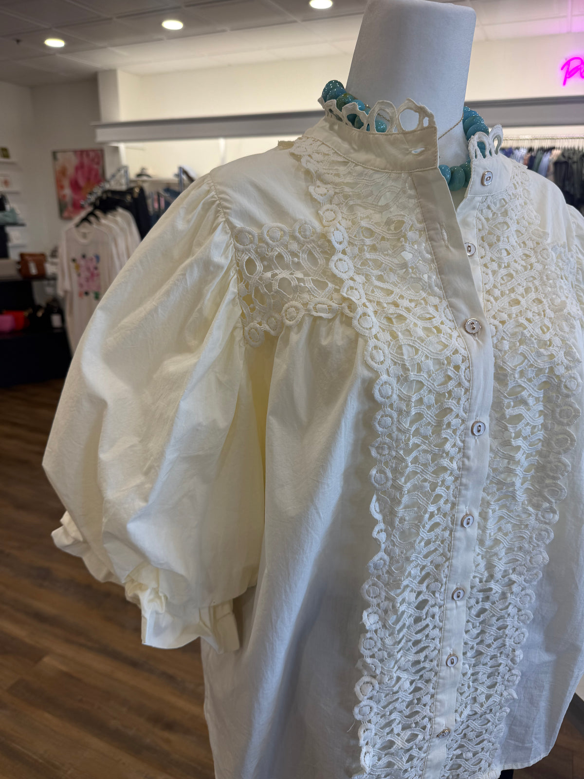 GI- Plus Cream Balloon Sleeve Top