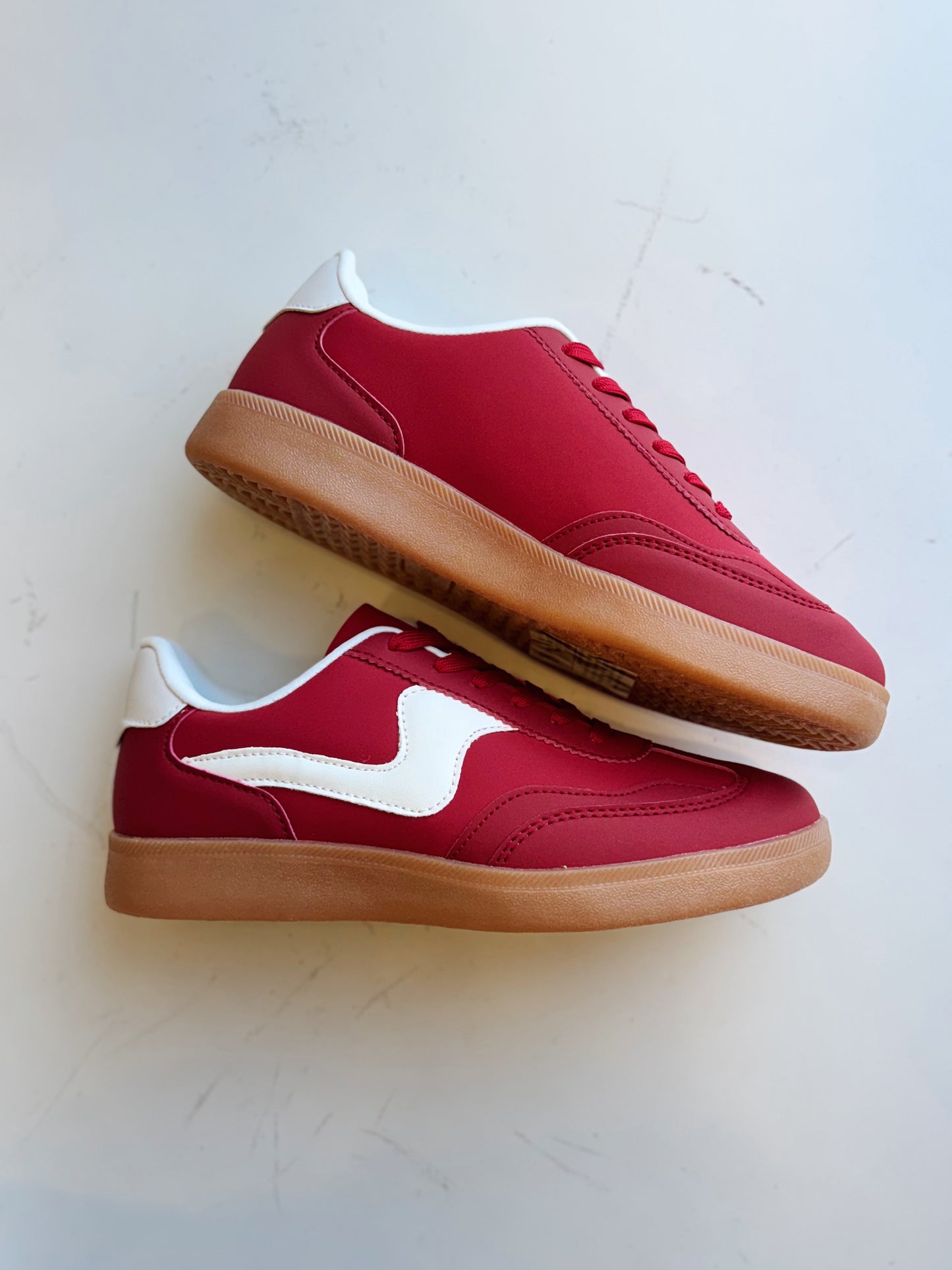 Gia Sneakers - Red