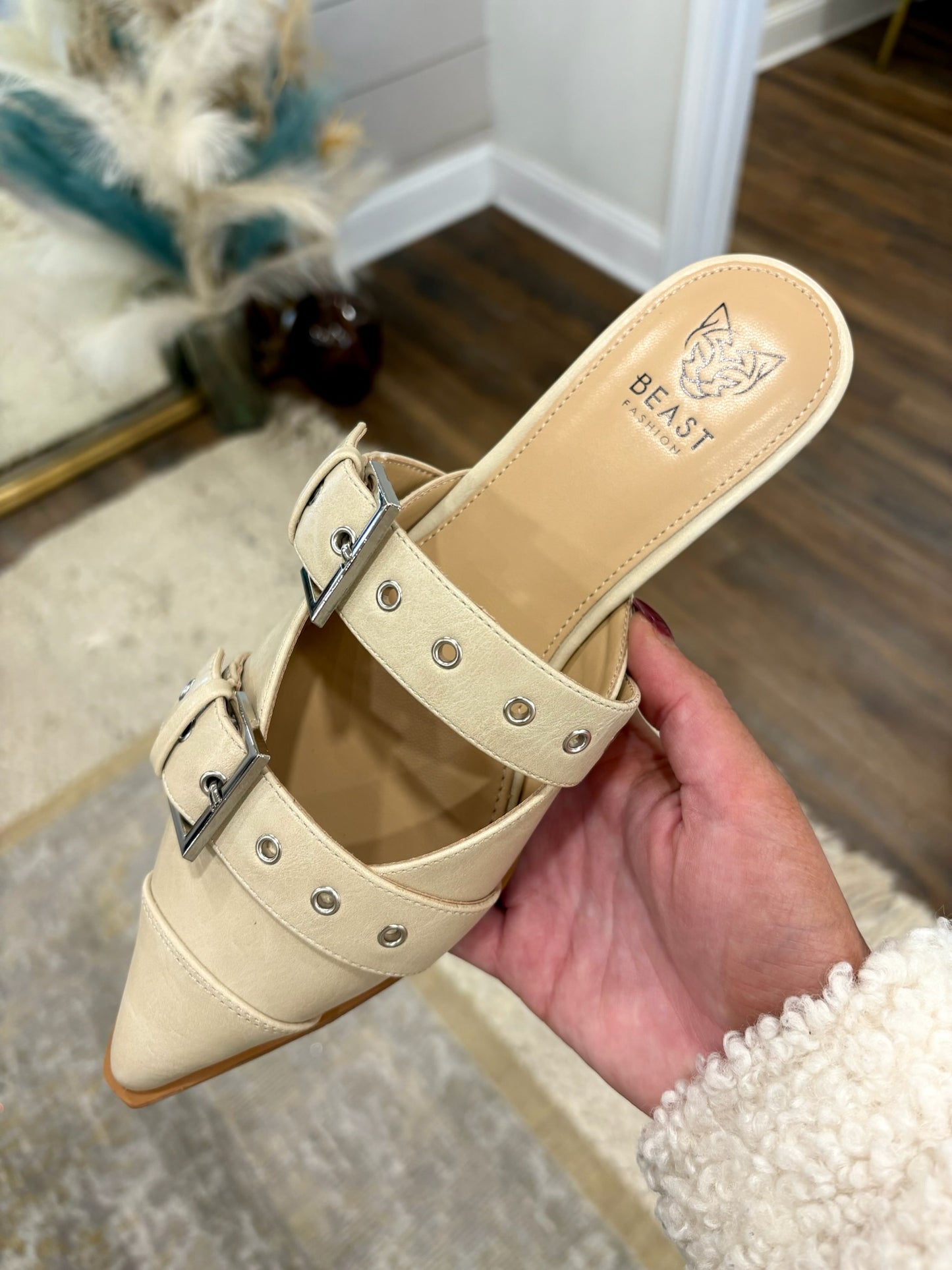 Buckled Slip on - Nude