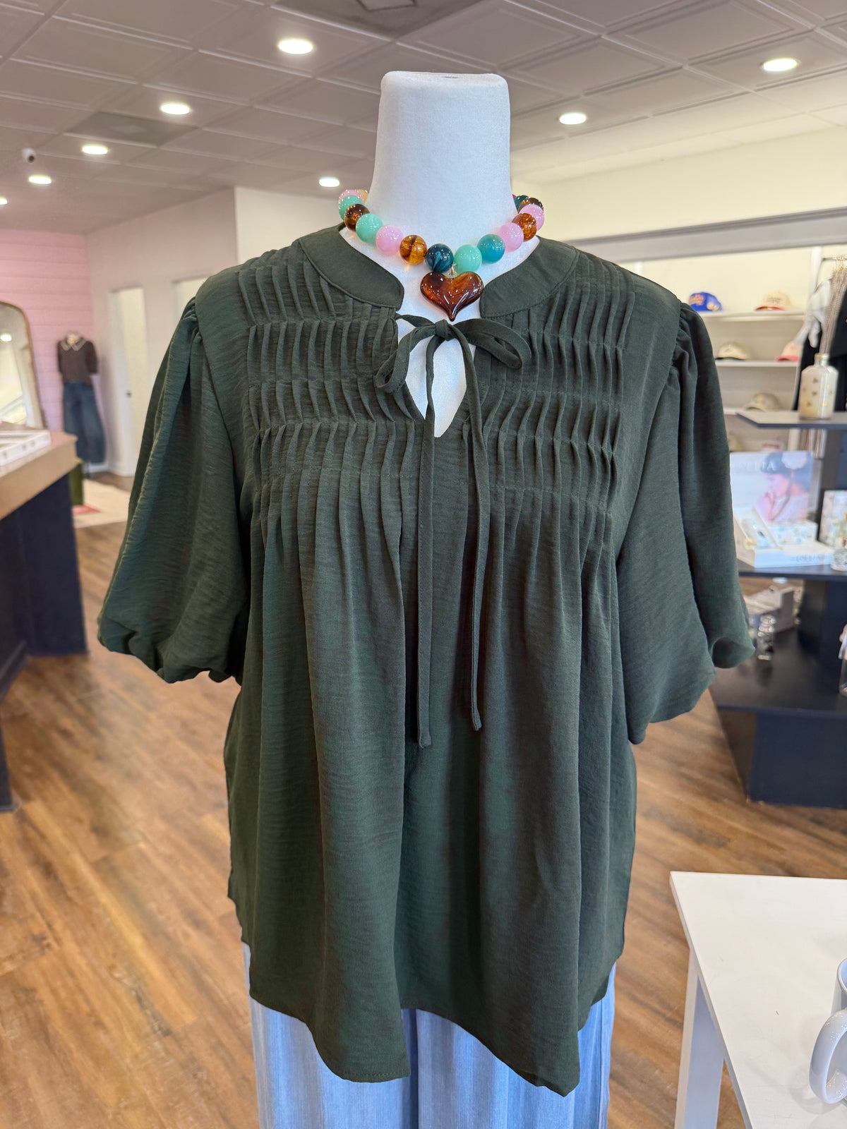 S+S- Plus Olive Puff Sleeve Top