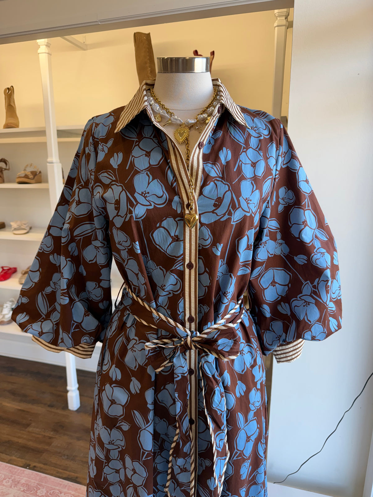 Jodifl- Brown & Blue Floral Dress