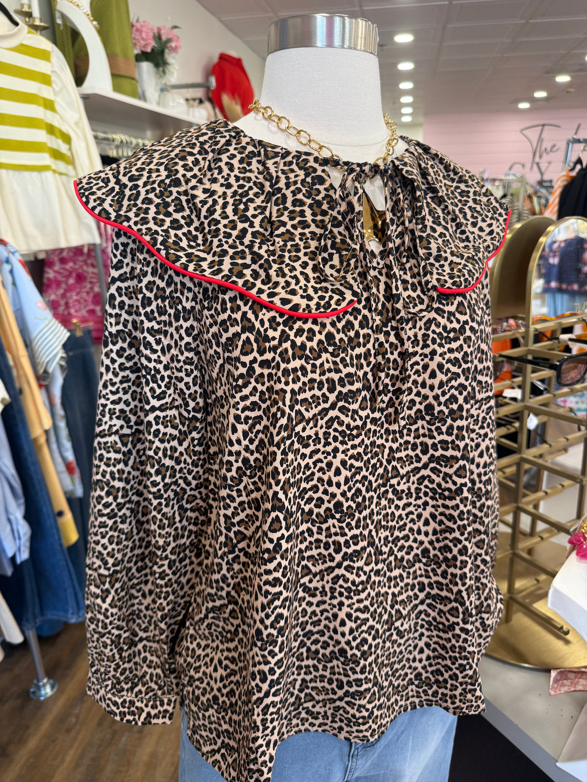 Jodifl- Cheetah Print Collar Top