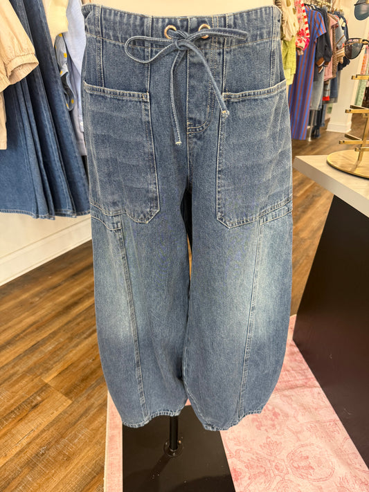 Bluivy- Medium Wash Barrel Jeans