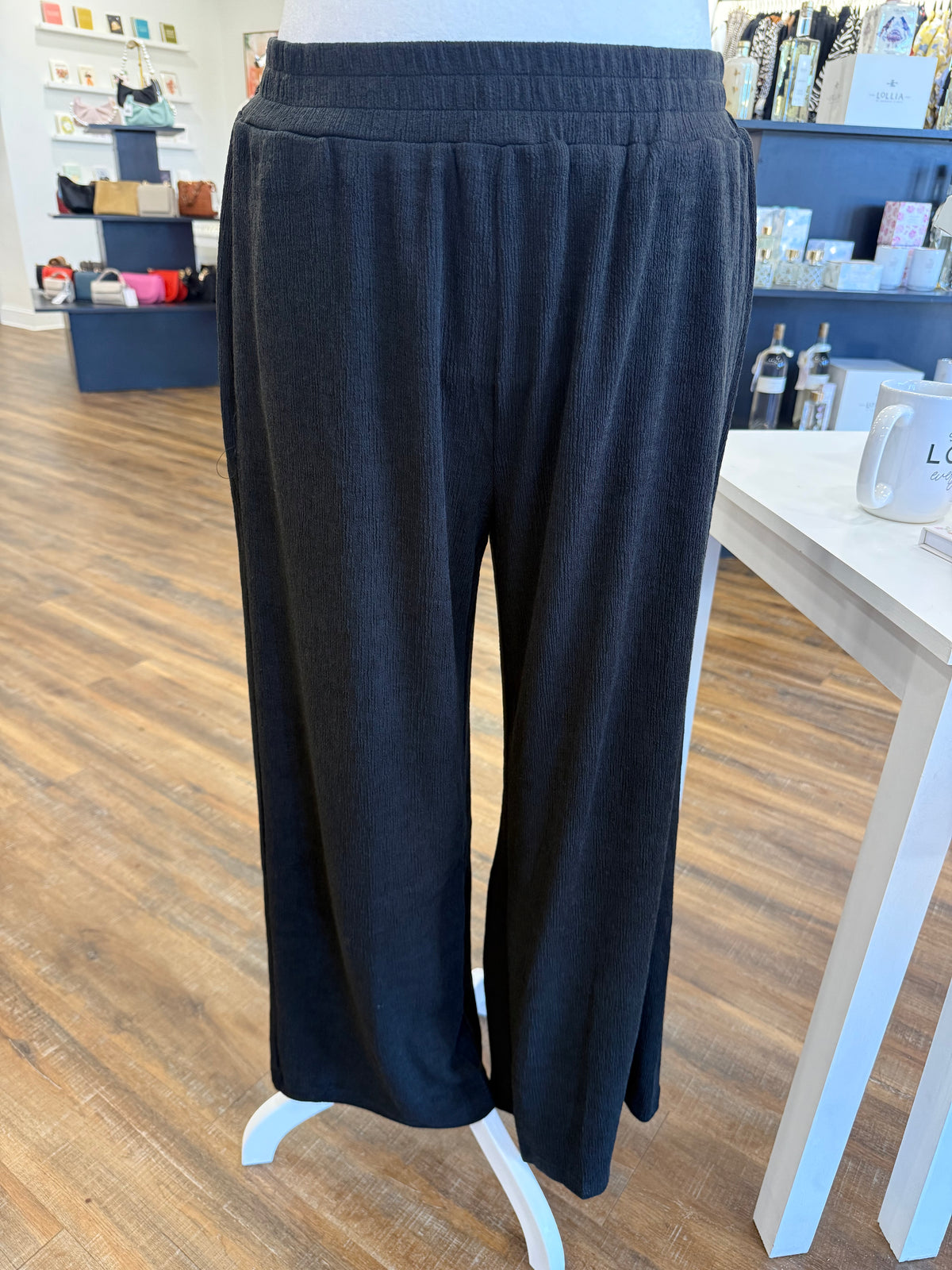 Umgee- Plus Black Elastic Waist Pants