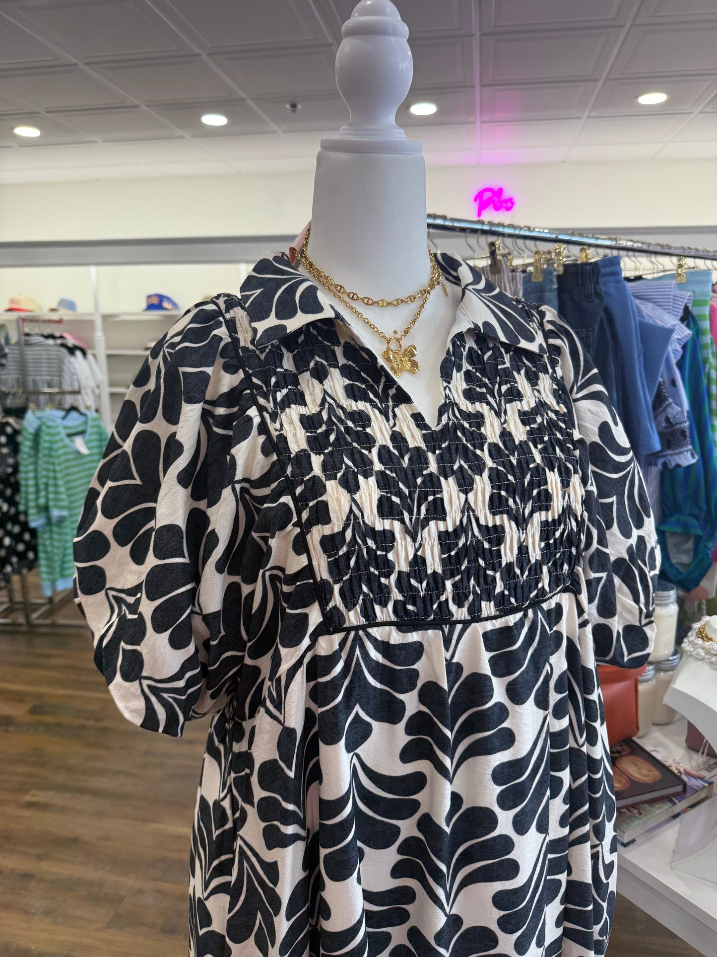Jodifl Plus- Black Puff Sleeve Dress