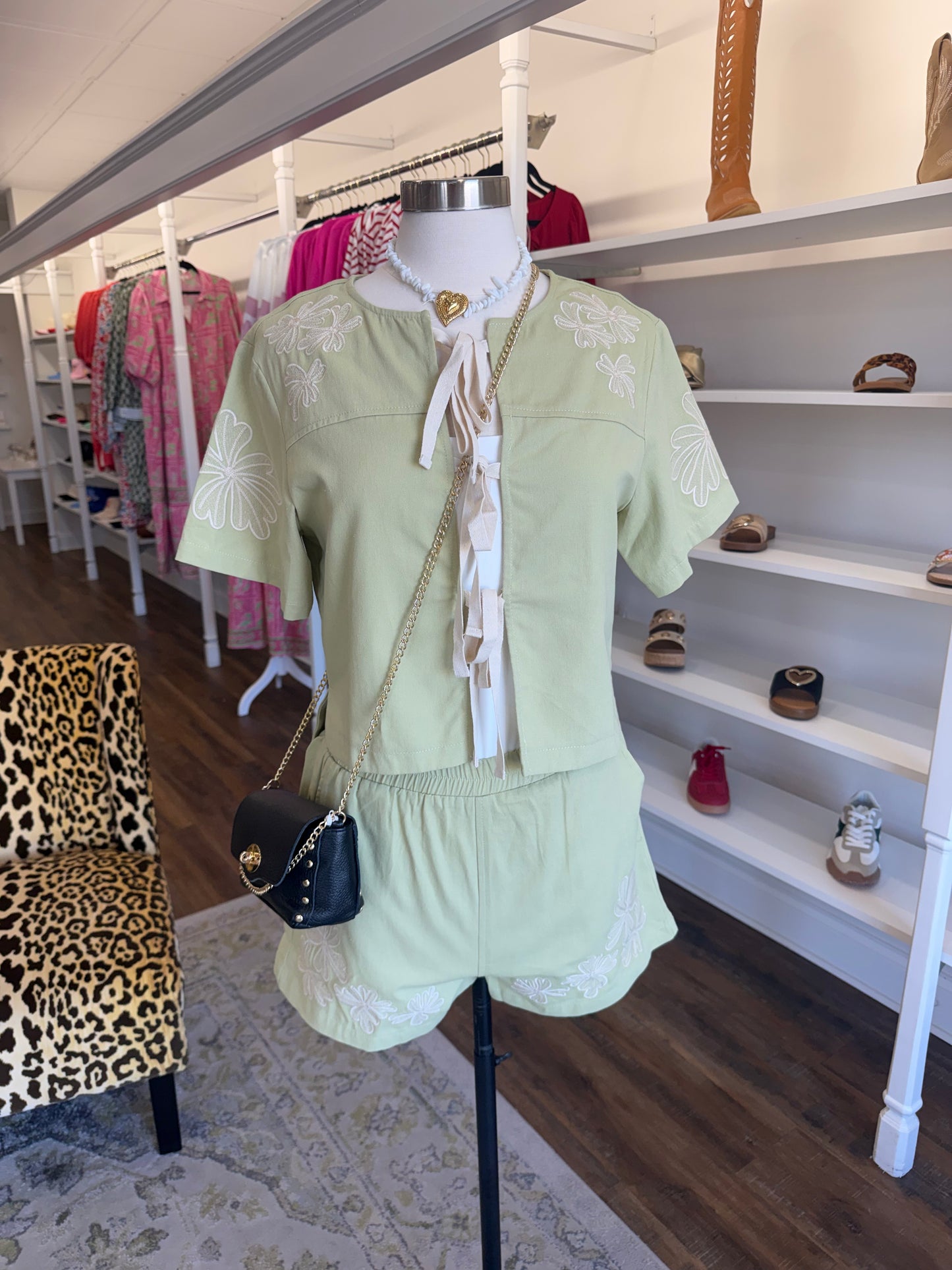 Listicle- Pistachio Set