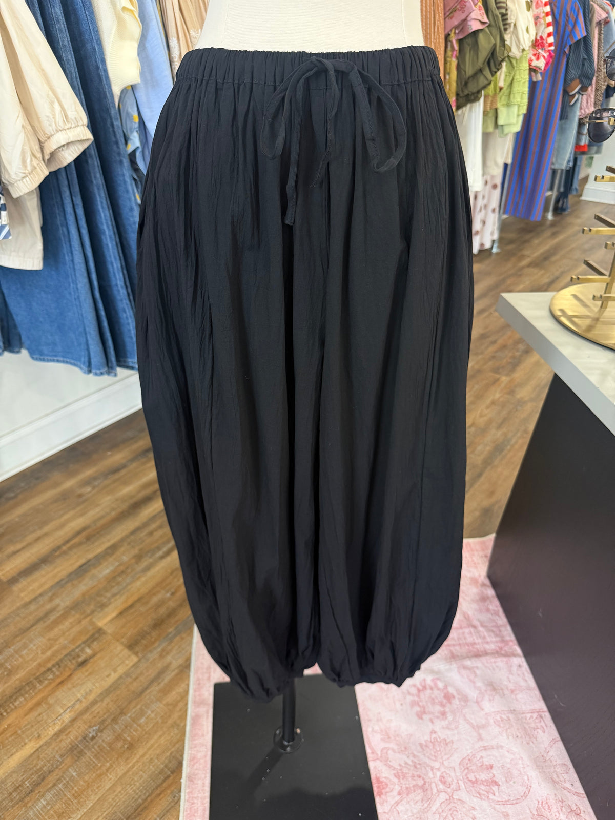 Bluivy- Black Balloon Pants