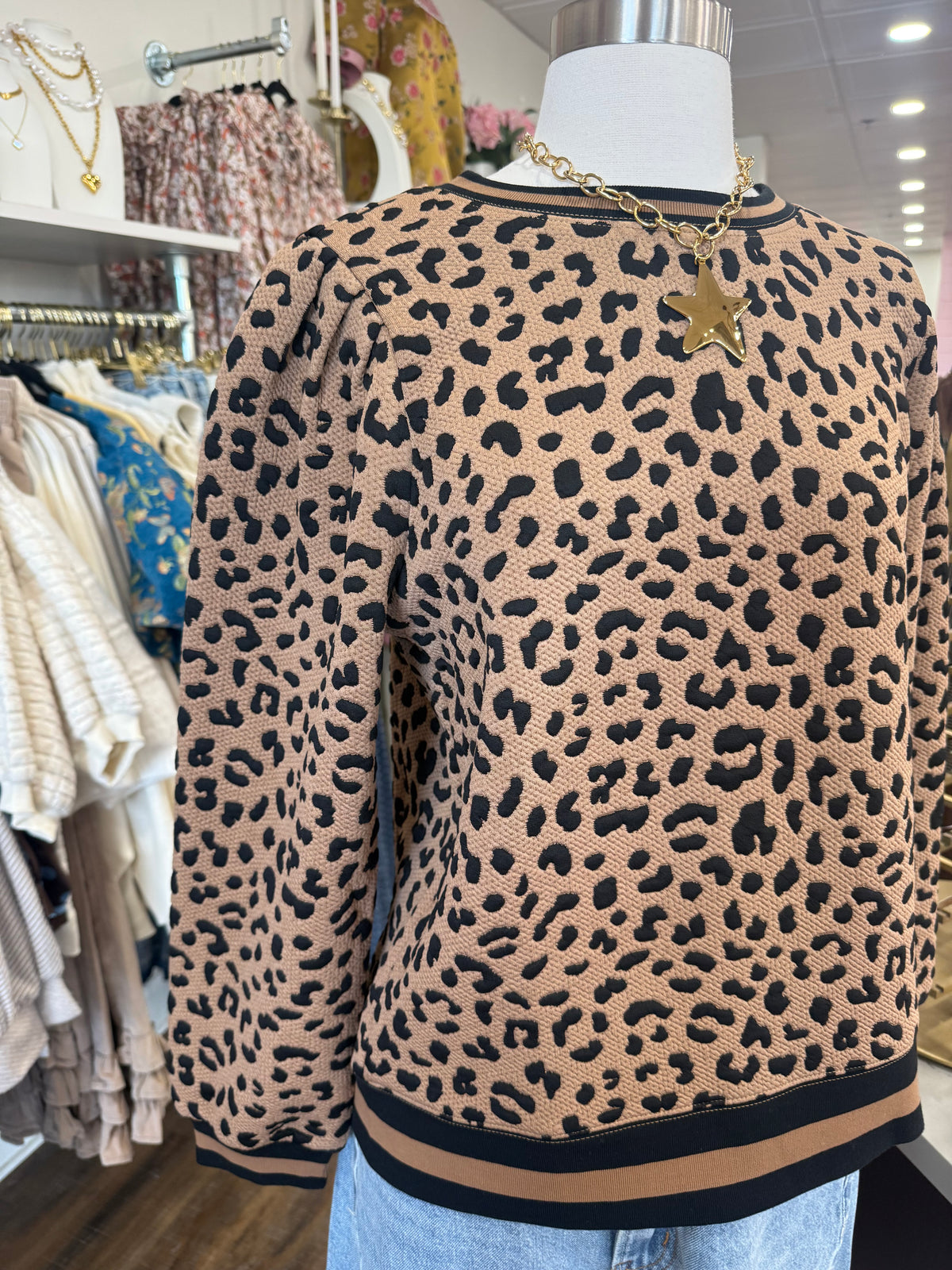 Jodifl- Mocha Leopard Top