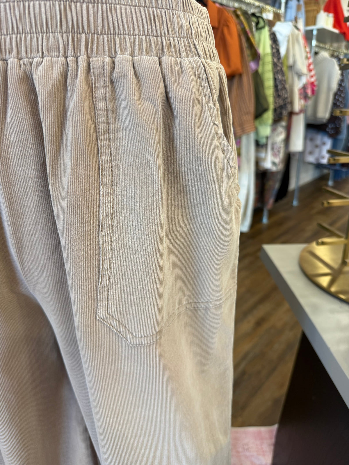 ES- Khaki Ruffle Pants