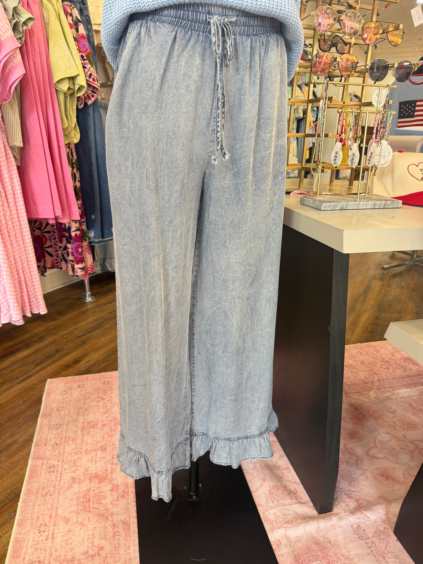 Doe and Rae- Denim Ruffle Bottom Pants