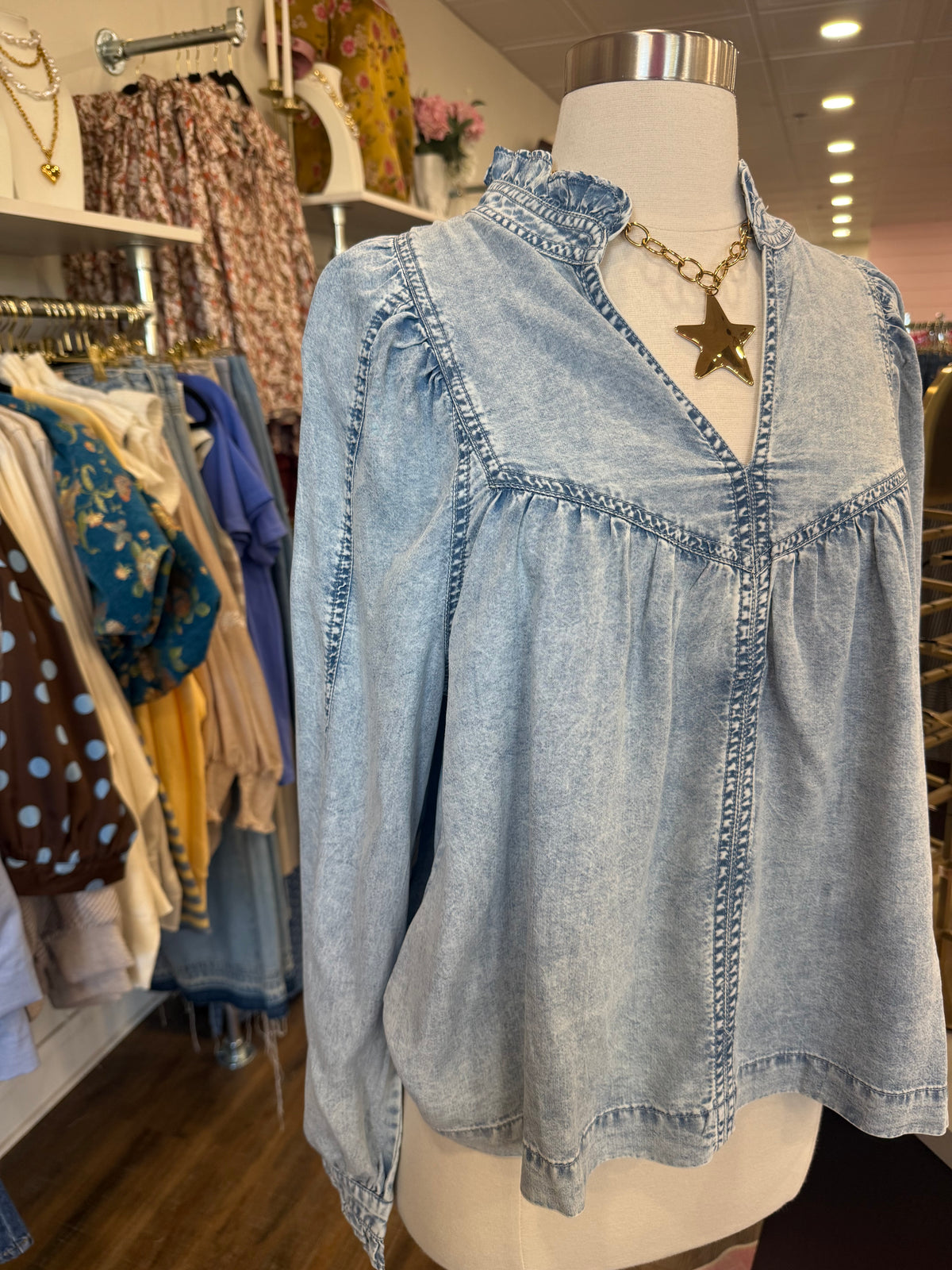 D&R- Denim Frilly Puff Sleeve Top