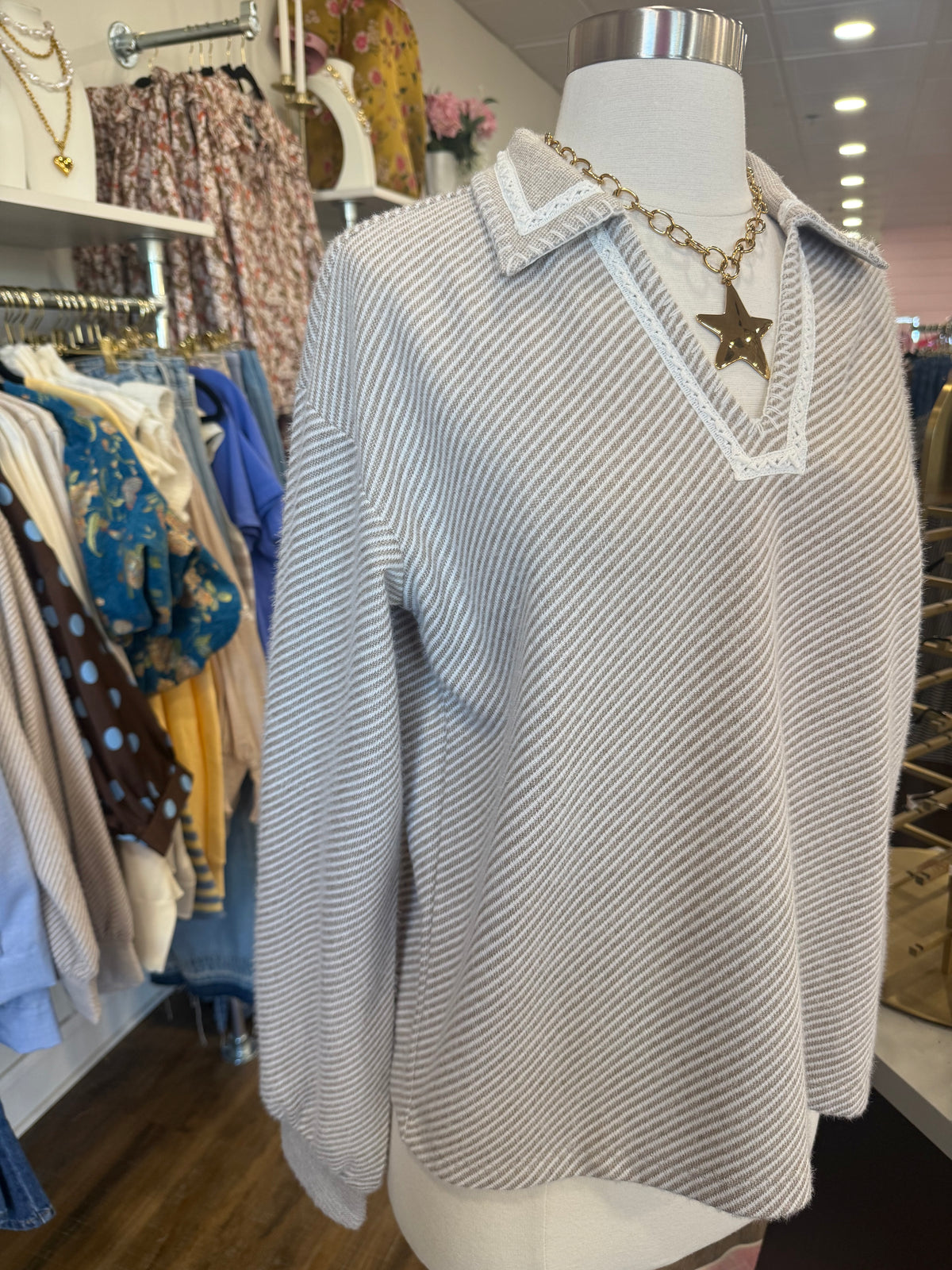 D&R- Mocha Blanket Stitch Collared Top