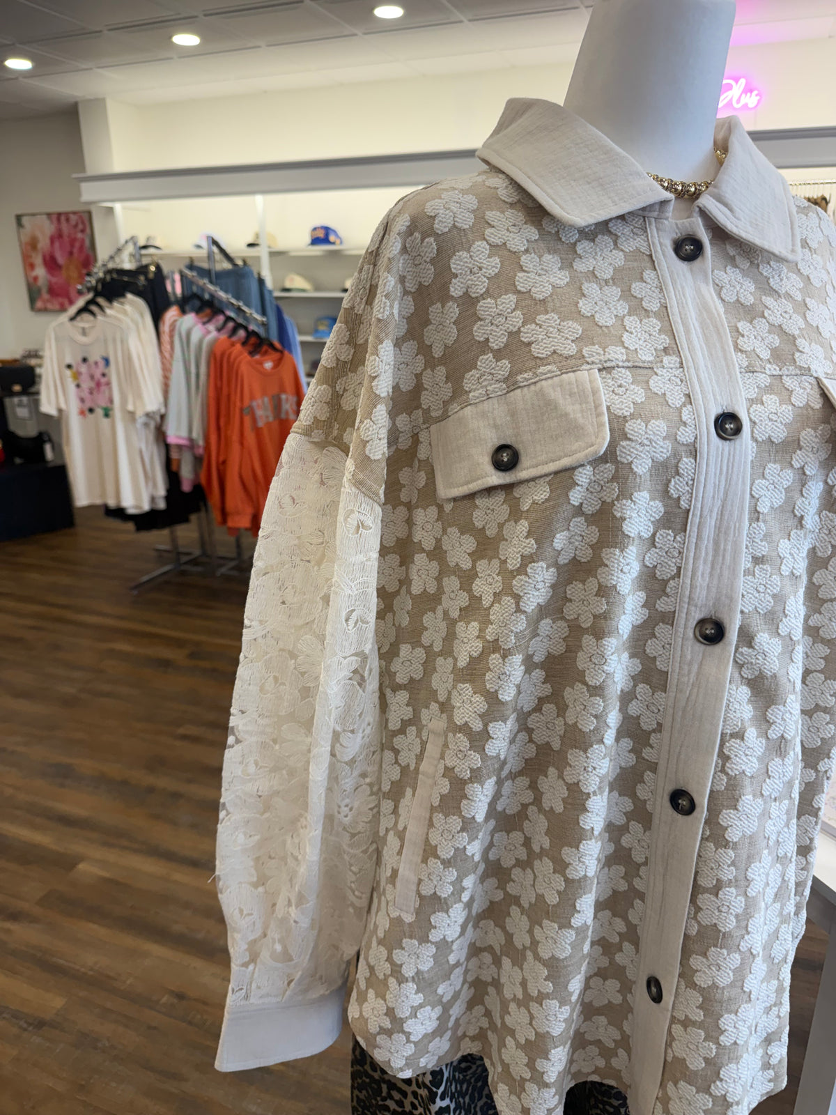 BiBi- Plus Oatmeal Floral Shacket