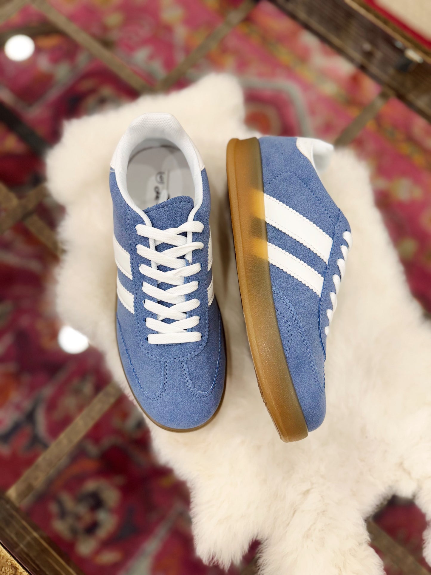 Perry Sneaker