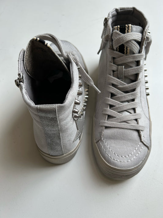 RIRI Sneaker - Grey Studded